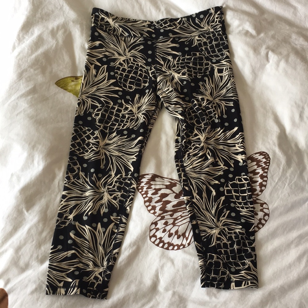 💖NWOT💖Ava Sky Leggings
